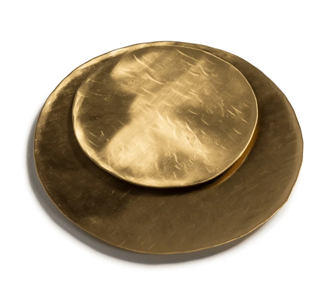 Oldenhof Hammered Brass Kaarsenplateau ø 15 Cm Goudkleurig 1 Oldenhof Hammered Brass Kaarsenplateau ø 15 Cm Goudkleurig